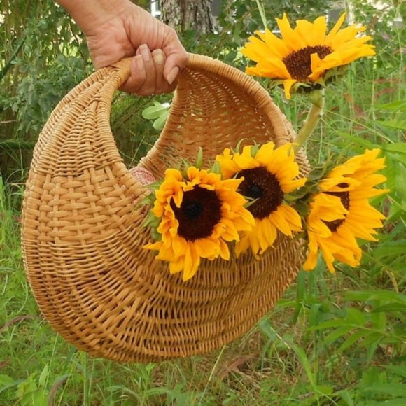 VINTAGE Wicker Tote Market Gathering Basket - Picture 9 of 9